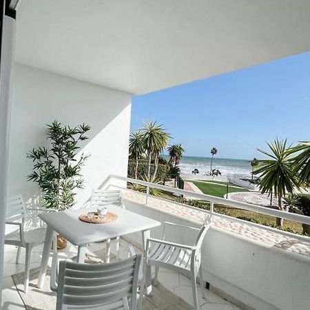 Апартаменты Miraflores Beach - Sea Front - Luxury Михас Экстерьер фото